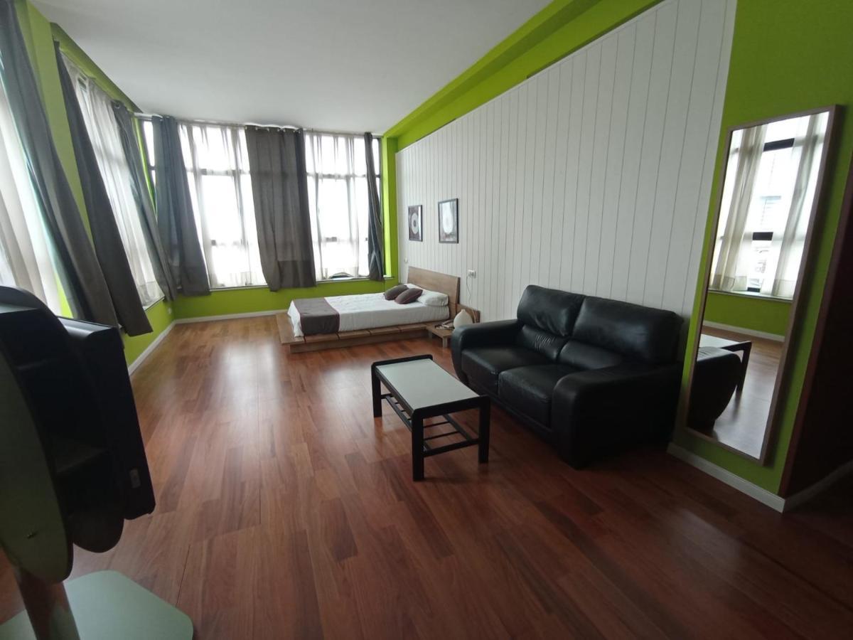 Hotel / Restaurante La Pepa Avilés Dış mekan fotoğraf